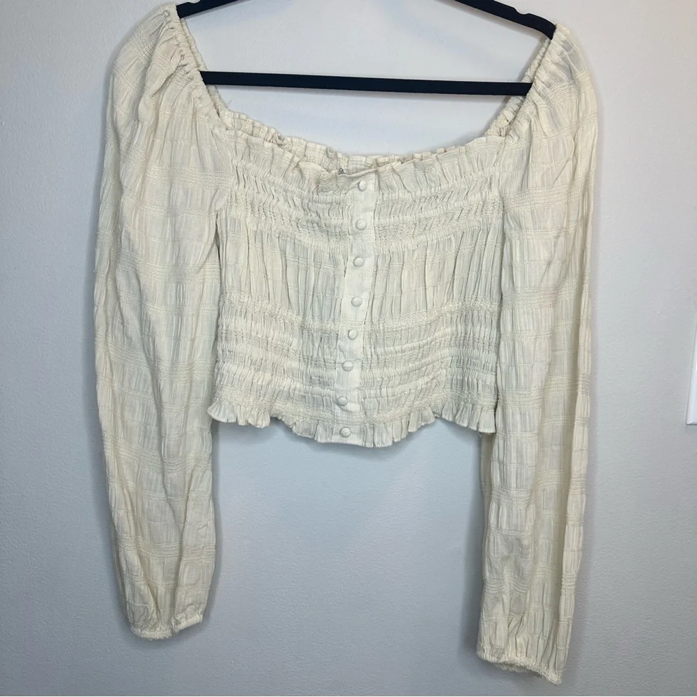 NWT! Gianni Bini Sz L Sand Color Cotton Long Sleeve Crop Top - Picture 8 of 9